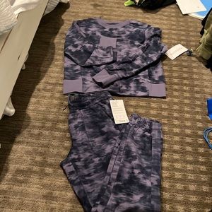 Athleta outfit- sweatshirt and matching jogger. Brand new with tags, never worn